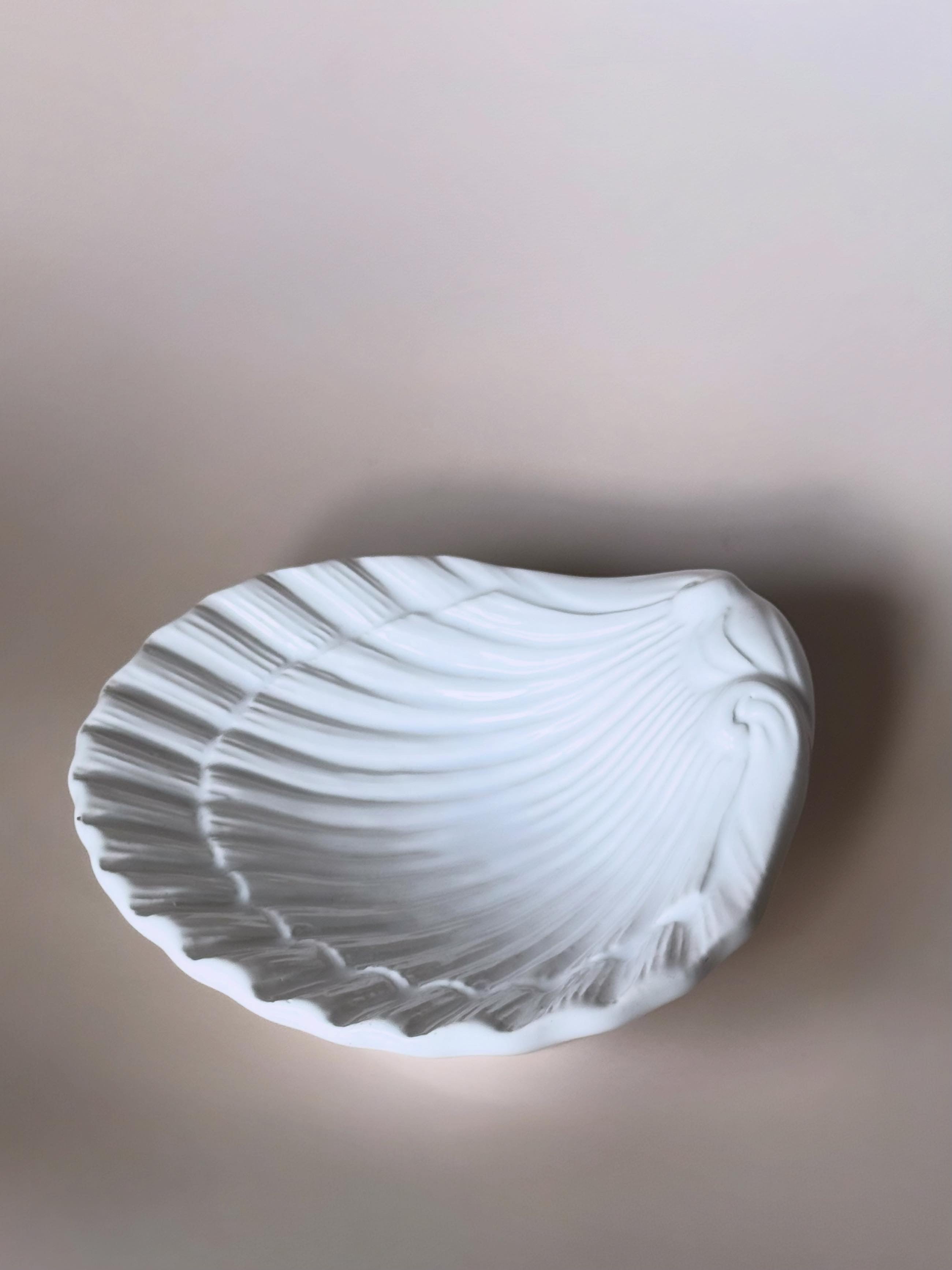 Ceramic Shell Dish
