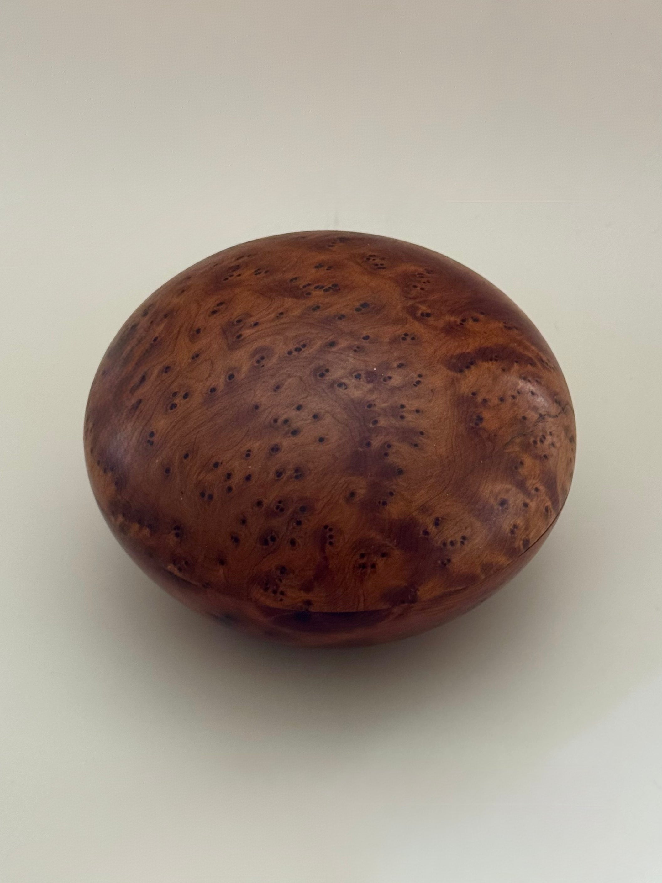 Round Burr Wood Pot